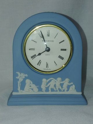 Vintage Wedgwood Jasperware England Blue Small Dome Clock Cherubs - Clock