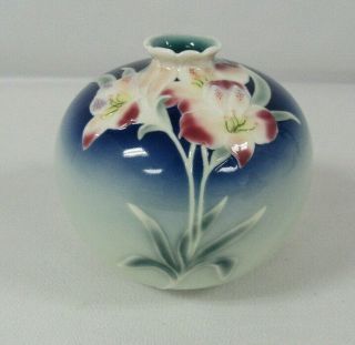 Franz Porcelain Lily 5 1/2 " High Gloss Vase Xp1894