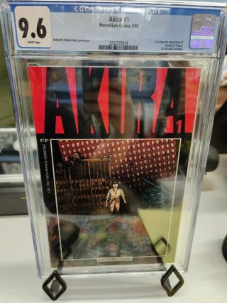 Akira 1 (1988) - Cgc Grade 9.  6 - 1st English Translation - Full Color Printing