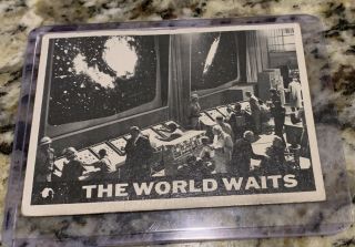 1966 Topps Lost In Space - 1 The World Waits - Ex To Tough To Find