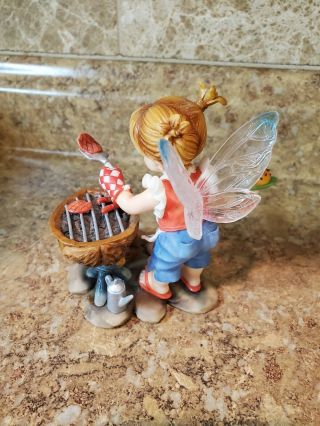 Enesco My Little Kitchen Fairies 2008 Father ' s Day Cookout Fairie 2