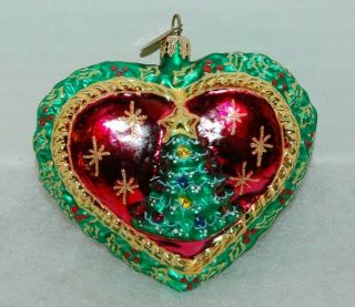Radko HEART OF CHRISTMAS Christmas Ornament 01 - HOC - 01 SANTA IN HEART WREATH 3