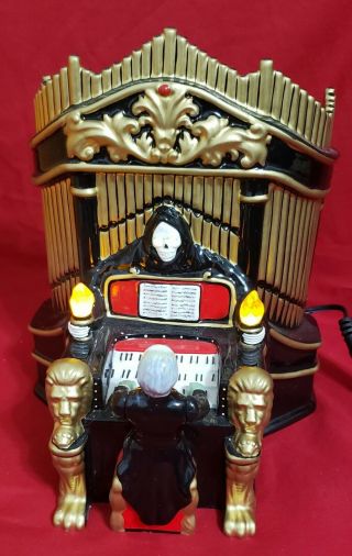 Dept 56 Halloween Phantom of the Organ Plays Scary Music,  Moves & Lights Up 2003 2