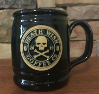 Death Wish Coffee Co Deneen Pottery 2019 4½ " Mug Skull Cross Bones Black