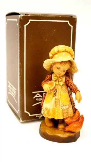 Anri Sarah Kay 653008 Feeding The Chickens Hand Painted/carved Wood Figure W Box