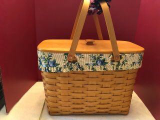 Vintage Longaberger Large Basket With Lid And Handles.  Liner And Protector