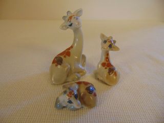 Vintage Wade Of England 3 Piece Giraffe Porcelain Figurine Set