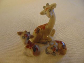 Vintage Wade of England 3 Piece Giraffe Porcelain Figurine Set 2