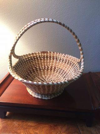 Vintage Sweetgrass Gullah Basket With Handle Charleston S.  C.