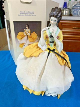 Vintage Empress Mary Elizabeth Tea Cozy Doll Goebel W Germany Limited 1526