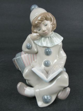 VINTAGE LLADRO FIGURINE 1178 CLOWN READING A BOOK Approx 6 