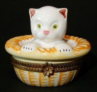 Vintage Rochart Limoges Trinket Box - White Kitty Cat In Basket 2 " T X 2 1/4 " L