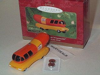Hallmark Keepsake 2000 Oscar Mayer Wienermobile 2001 Musical Christmas Ornament