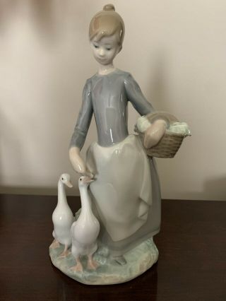 Lladro " On The Farm " 1306 Girl With Geese