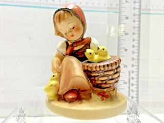 Early Vintage Hummel Figurine 57/0 " Chick Girl " Full Bee Tmk2 Goebel Germany