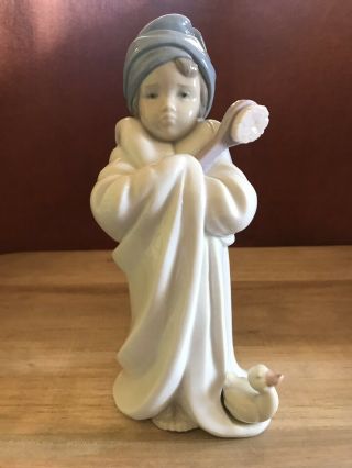 Lladro " Bundled Bather " Glazed Porcelain Girl In Towel Figurine 6800 Mib