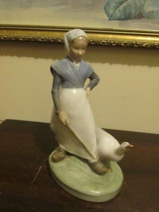 Royal Copenhagen Denmark Thomsen Porcelain Figurine 528 Goose Girl