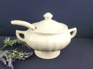 Vintage Soup Tureen - Large white soup tureen with Ladle - Ceramic 2