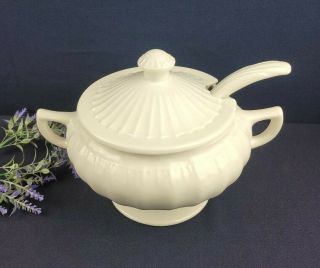 Vintage Soup Tureen - Large white soup tureen with Ladle - Ceramic 3