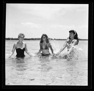 Rare Unseen Bettie Page 1954 Camera Negative Bunny Yeager Beach Pinup