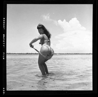Rare Bettie Page Unpublished 1954 Camera Negative Bunny Yeager Pin Up