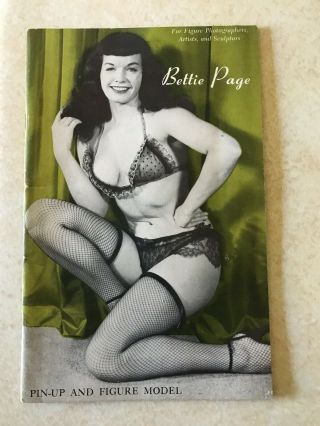 Vintage 1950s Bettie Page Nude Artist Model Printed Photo Book Pin Up And Figure