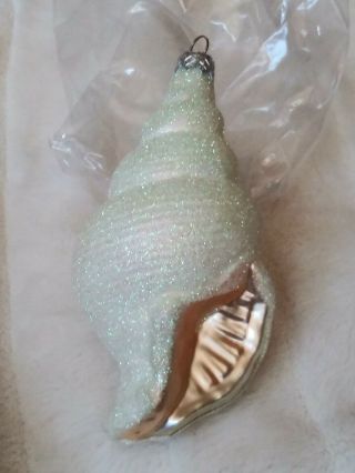 9750 Patricia Breen A Walk On The Beach Pearl Shell Glass Christmas Ornament 6 "