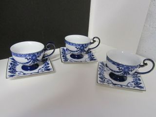 Bombay Company Blue And White Footed Cups/mugs And Saucers Set Of 3