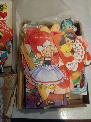 ❤️Lot Of 40 Vintage Valentines envelopes 1950s NOS opened box 2
