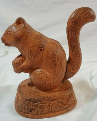 Vintage Midwest Of Cannon Falls Squirrel Cast Iron Nutcracker