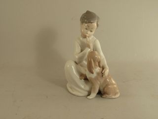 Lladro " Quiet " Boy With Dog Ceramic Figurine 8 " Tall