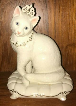 Lenox " Pampered Princess " Porcelain Cat Figurine Collectible Retired.  Pristine