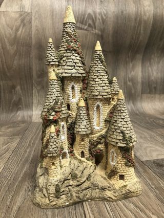 1982 Limited Edition Retired David Winter,  John Hine Cottages Fairytale Castle