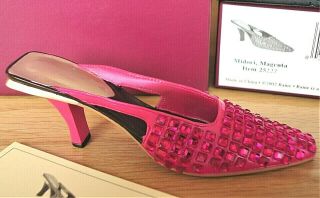 Just The Right Shoe - Midori Magenta,  Limited Artist 