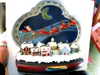 1990 Enesco Small World Of Music Santa Claus Is Coming To Town Action Musical