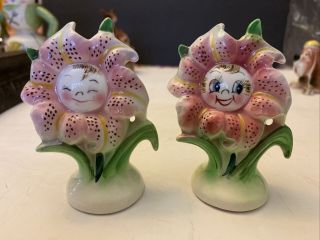 Anthropomorphic Py Japan Lily Flower Salt And & Pepper Shakers: Boy And Girl