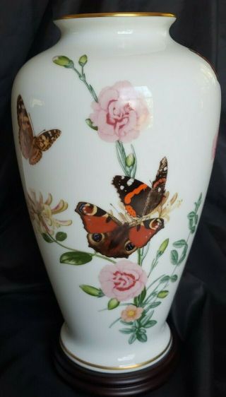 Franklin Porcelain Vase Country Garden Butterfly John Wilkinson W/wooden Base