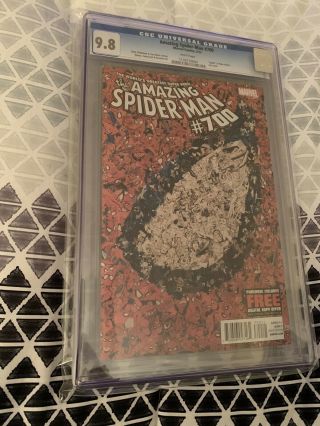 The Spider - Man 700 Cgc 9.  8 Death Of Peter Parker.
