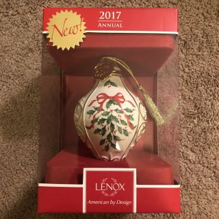 Lenox 2017 Holiday Spire Ornament Annual Holly Berries Design Christmas Gift