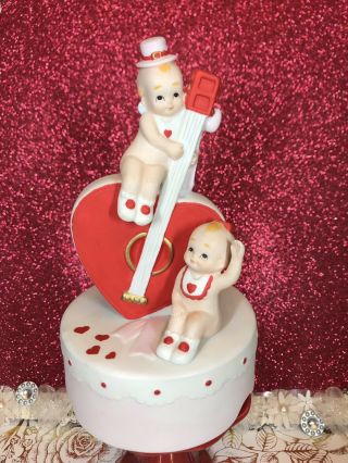 Vtg Lefton Kewpie Cupie Cupid Valentine Music Box Girl Boy Red Hearts Figurine 2