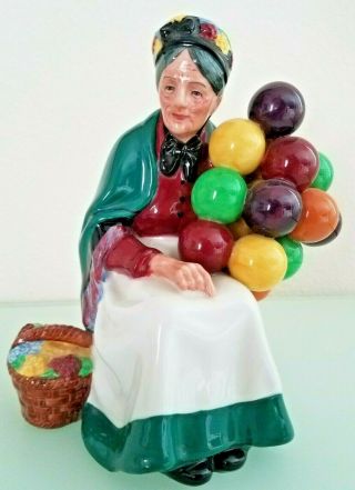 " Royal Doulton " Figurine Hn1315 The Old Balloon Lady Seller Made In England