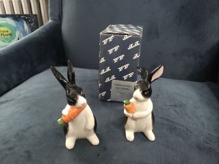 Fitz & Floyd Kensington Rabbits Eating Carrots Salt And Pepper Shakers Euc