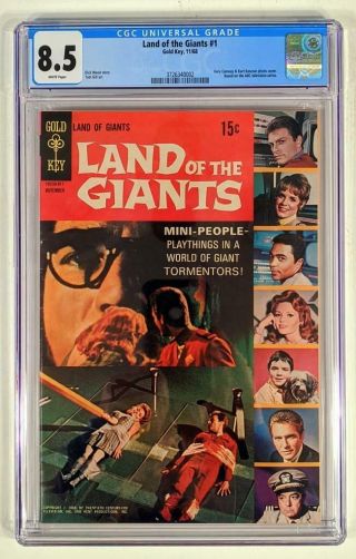 Land Of The Giants 1 Cgc 8.  5 Nov.  1967 Tv Tie - In Gold Key Silver Age Comic