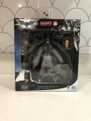 Medicom Mafex Dark Knight Batman Begins Suit Action Figure No 049 100 Authentic