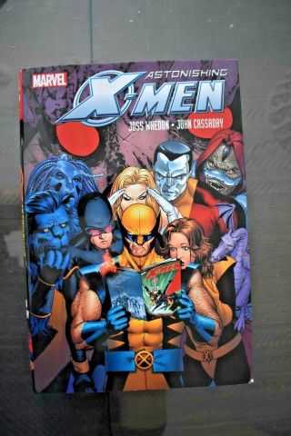 Astonishing X - Men By Joss Whedon Omnibus Dm Variant Hardcover Hc Rare Oop