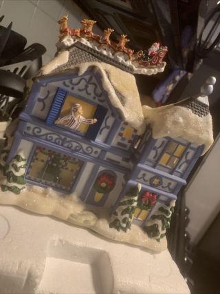 Partylite Night Before Chirtmas Tealight House With Wind Up Motion Music Box