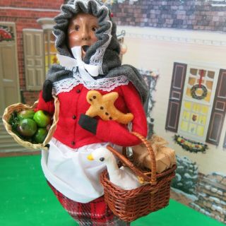 Byers Choice Lady With Gingerbread Cookie And Goose From 1995
