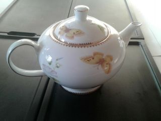 Bone China /porcelain Tea Coffee Pot I.  Godinger & Co.  Butterflies Morning Glory