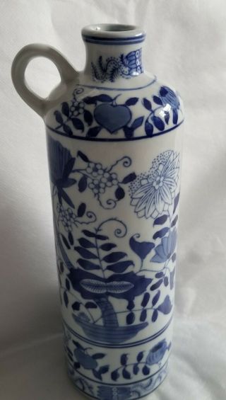 Formalities Baum Bros.  Porcelain Blue And White Floral Design Table Top Vase