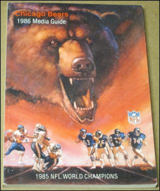 1986 Chicago Bears Football Team Media Guide Walter Payton Mike Ditka Mcmahon